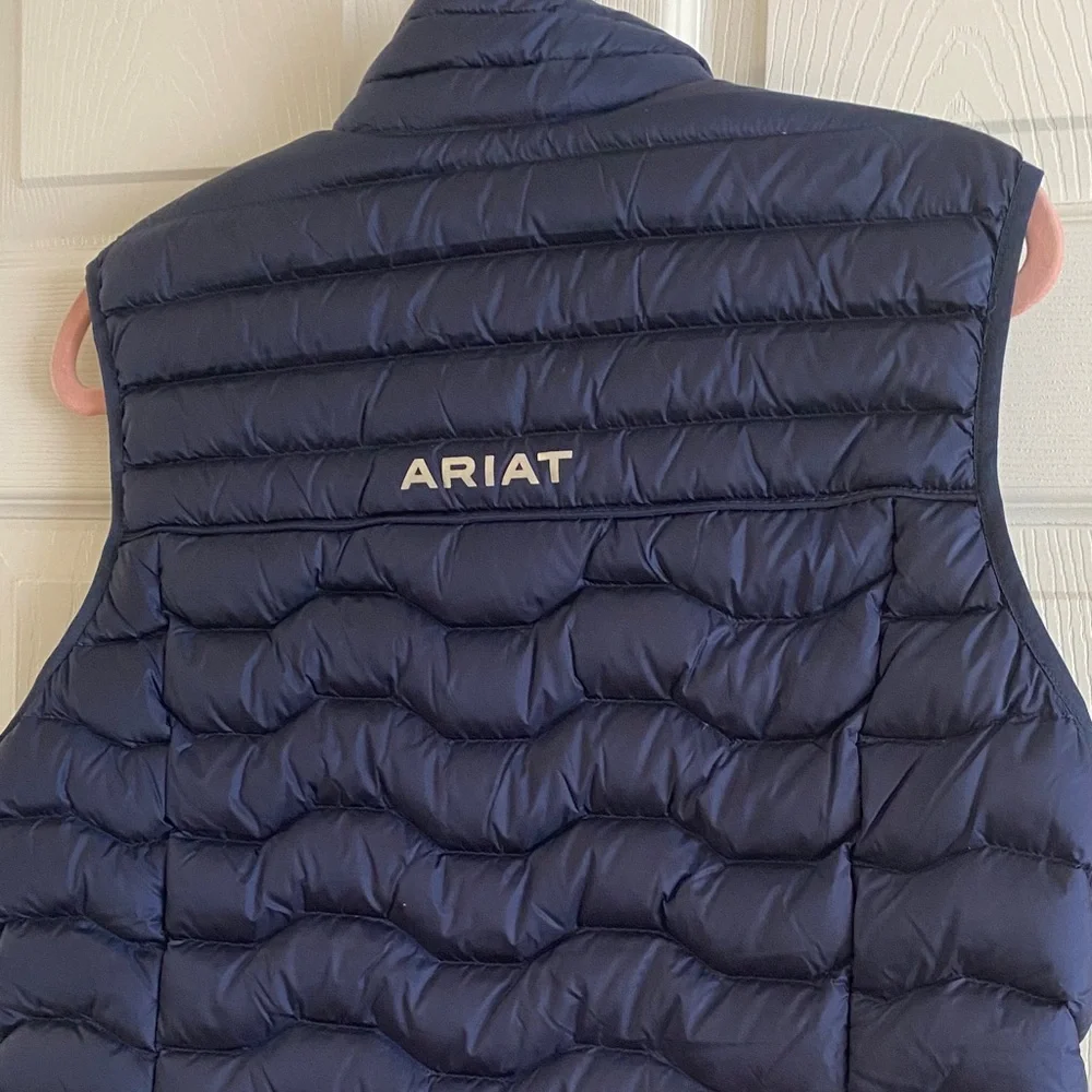 Ariat Tek Ideal Down Puffer Vest - Picture 6 of 11